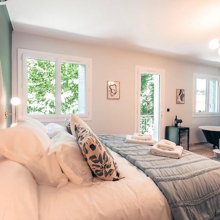 Les Suites De L'Etang Cucuron Bagian luar foto